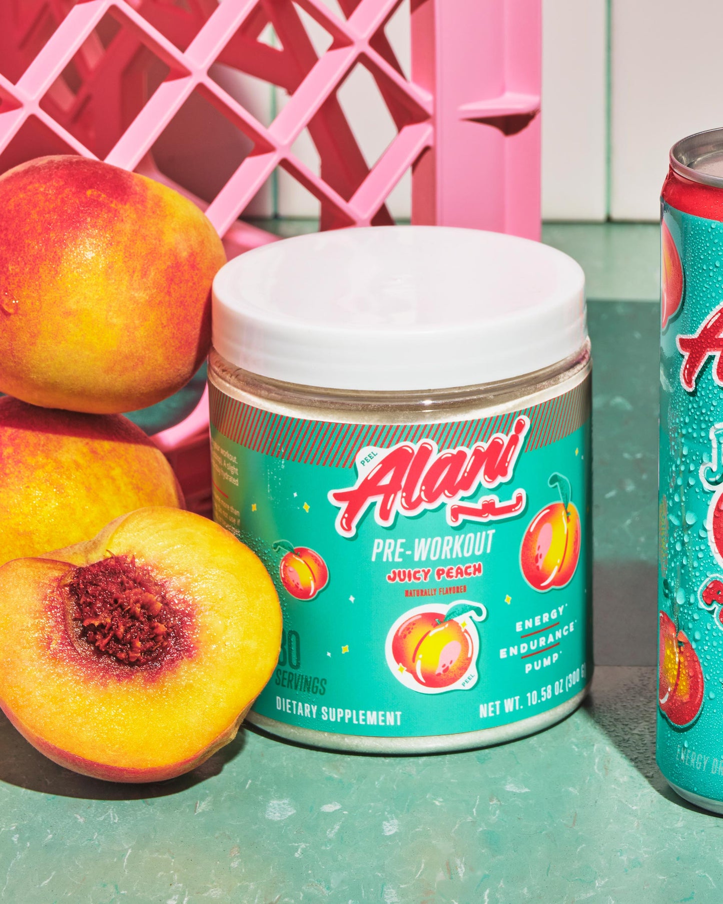 pre-workout-juicy-peach-30-servings-c6 old_ProductPagePWOLifestyle3_77022674-d0da-499a-8941-6c66b1f93261.jpg